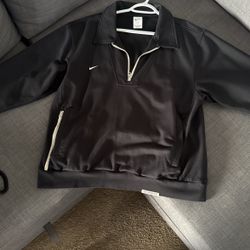 Nike Dri Fit Sweatshirt - Men’s Large