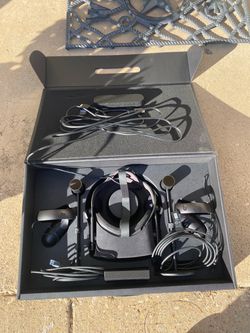 Oculus Rift CV1 VR Headset WORKS