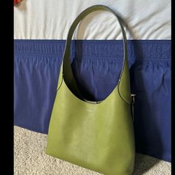 Coach Brooklyn 23 in Dark Lime
