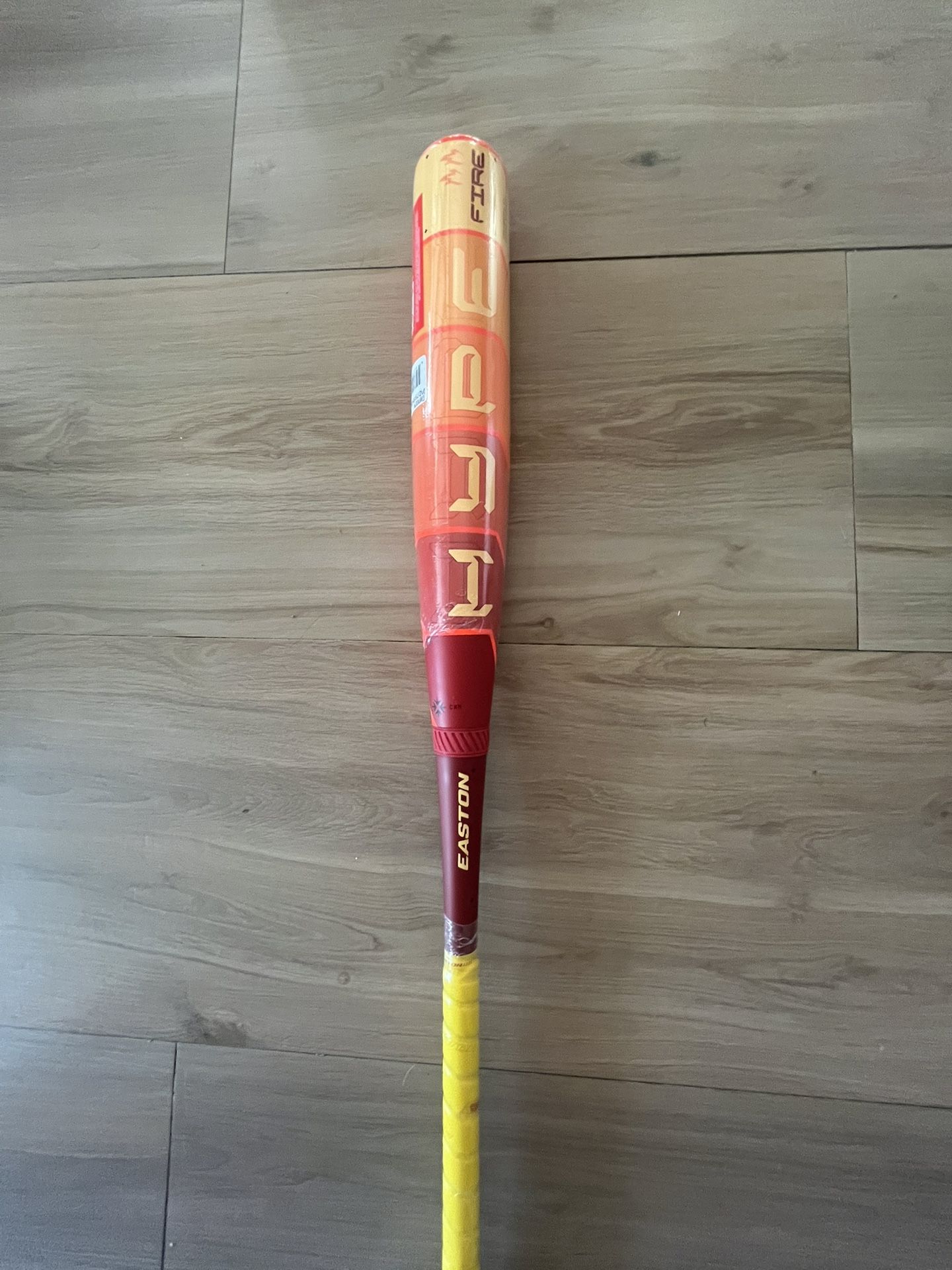 Brand New 2025 Hype Fire USSSA bat
