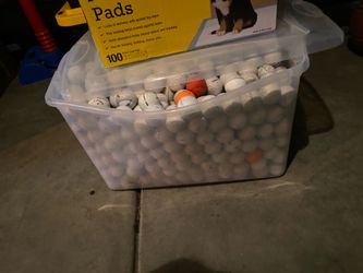 Golf balls (hundreds)