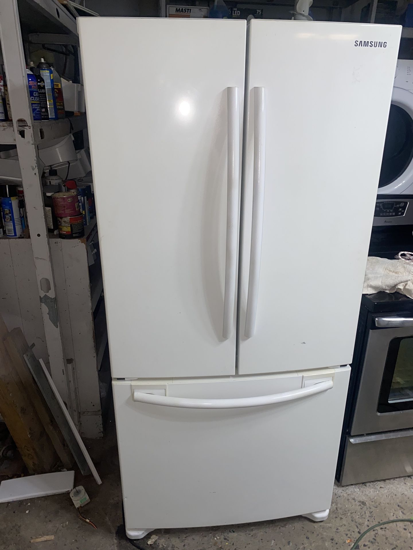 Samsung 33” Wide Refrigerator