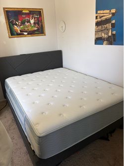 Queen size mattress (cooling gel memory foam)