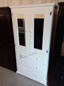 White Wardrobe Closet