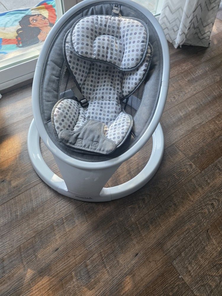 Munchkin Baby Swing