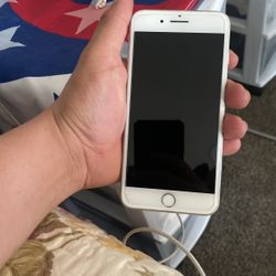 iPhone 8 Plus 