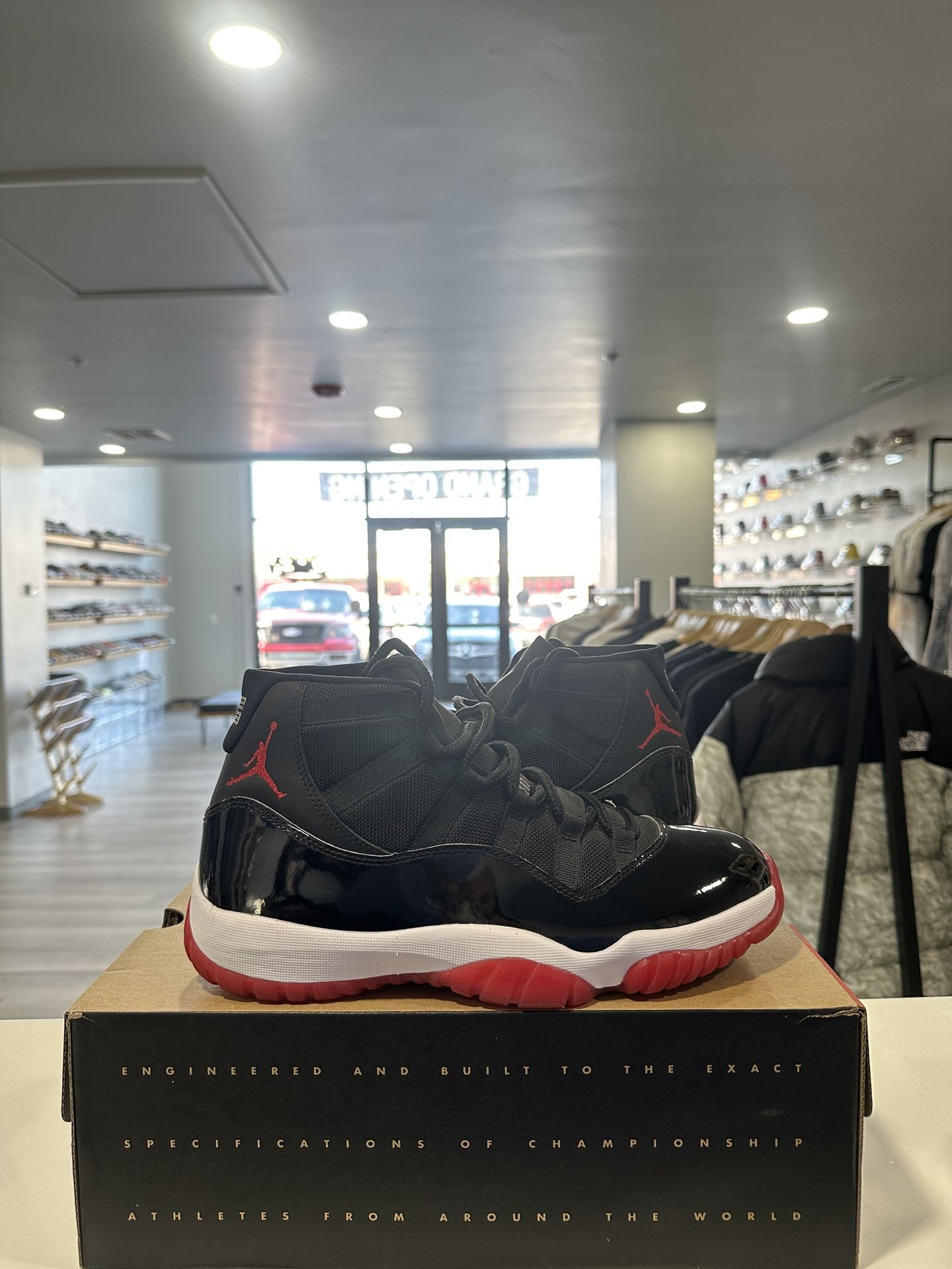 Brand New Jordan 11 Retro Playoffs Bred Size 10