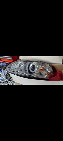 HONDA CIVIC HEADLIGHTS - $100 (96-98)(no bulbs) AS-IS