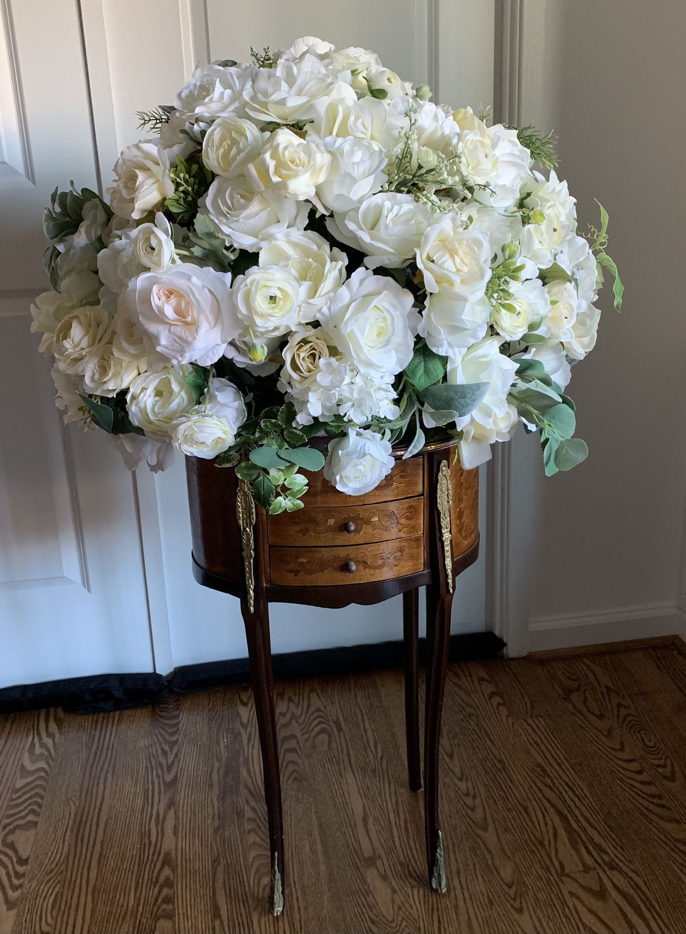Huge Elegant Silk Flower Wedding Round Centerpiece White, Off white, Cream