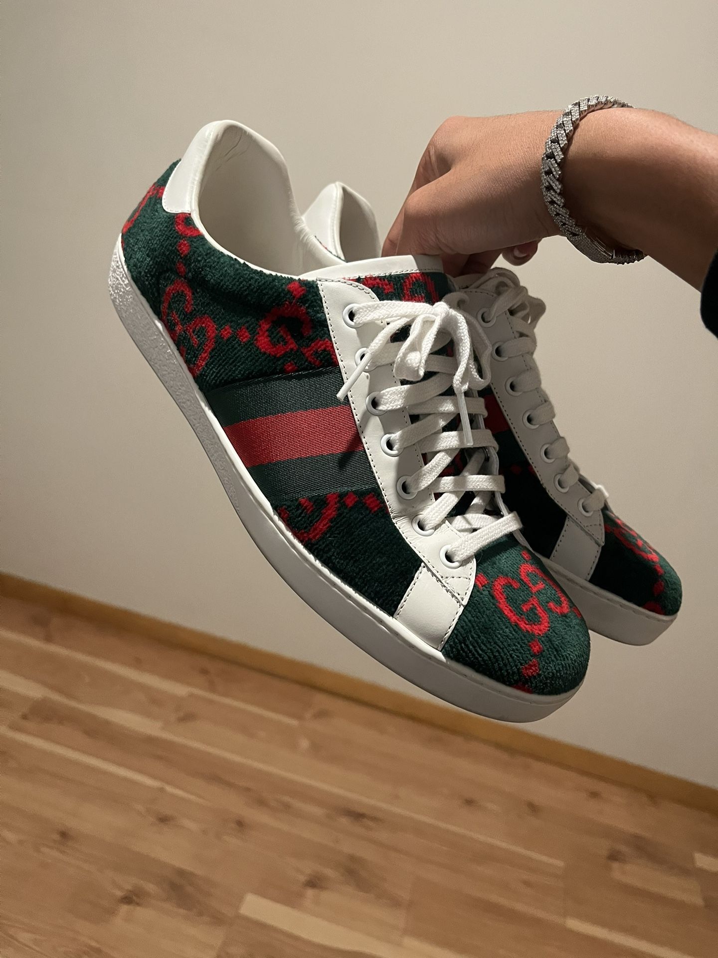 Gucci Shoes Size 10men