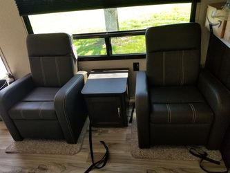 2 brand new mastercraft recliners