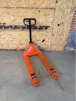 2.5 Ton Pallet Jack – 5,000 lb Capacity – Excellent Condition