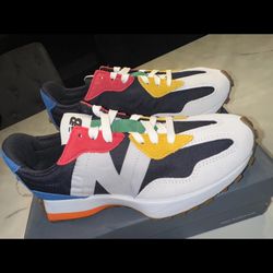 New balence 327 Multi-color size 7