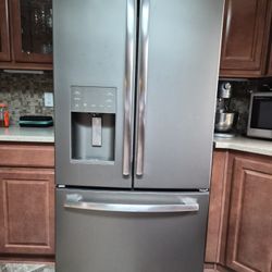 GE French Door Counter Depth Fridge $900/obo