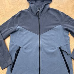 Nike men’s Tech Pack Full Zip Hoodie Sweatshirt Jacket Blue  Size large