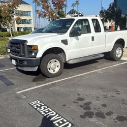 2008 Ford F-250 Super Duty 4x4 Work Truck