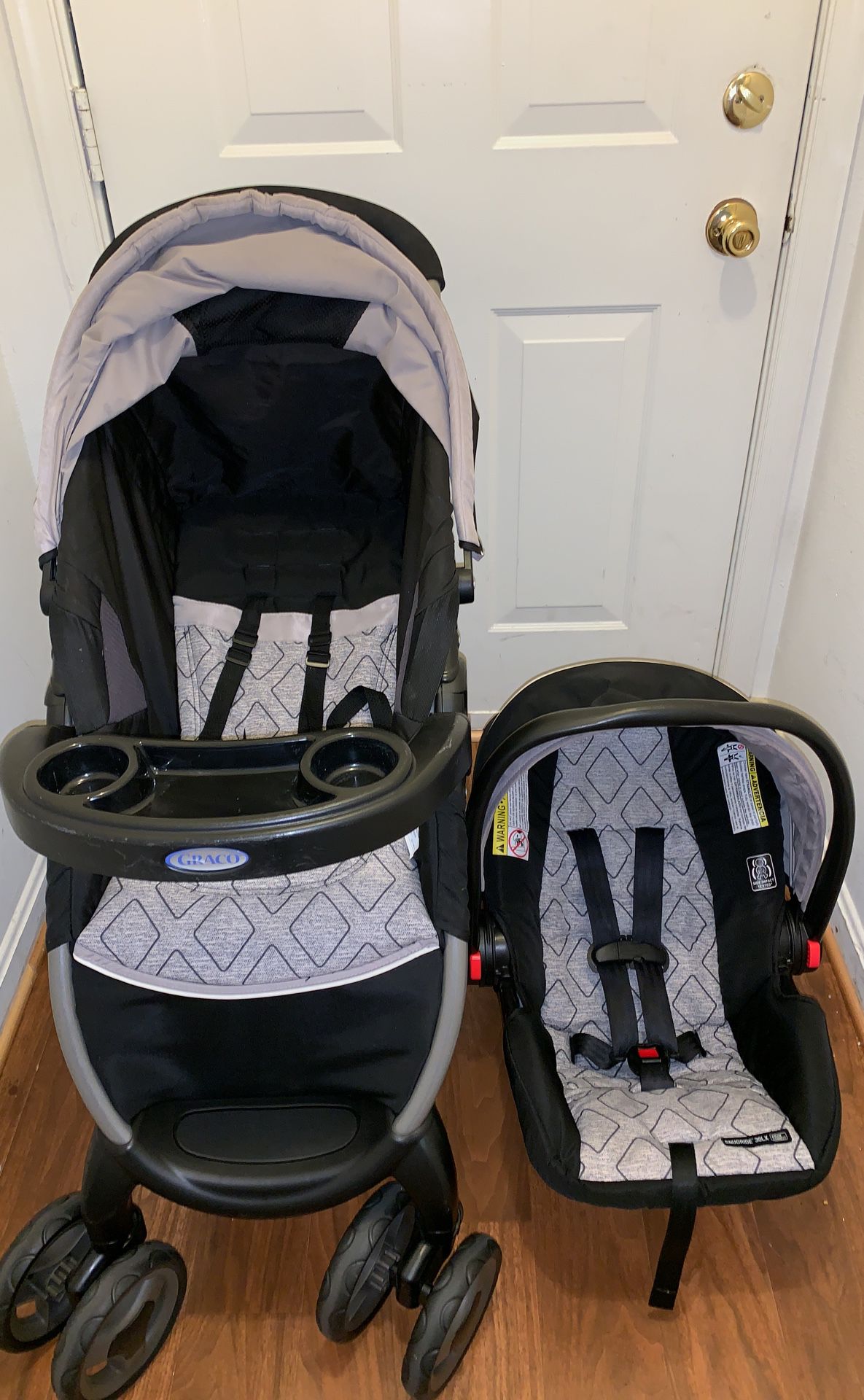 Graco Infant Car-Seat & Stroller With Base