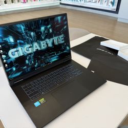 Late 2026 (Gigabyte A16 Pro - i7 / 32GB / 1TB / RTX -5070