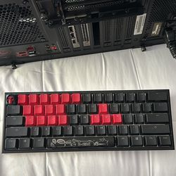 Ducky 60% keyboard with custom key and cable
