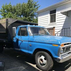 1976 Ford F350 Dump Truck