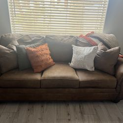 Leather Pull Out Couch "Almost new"