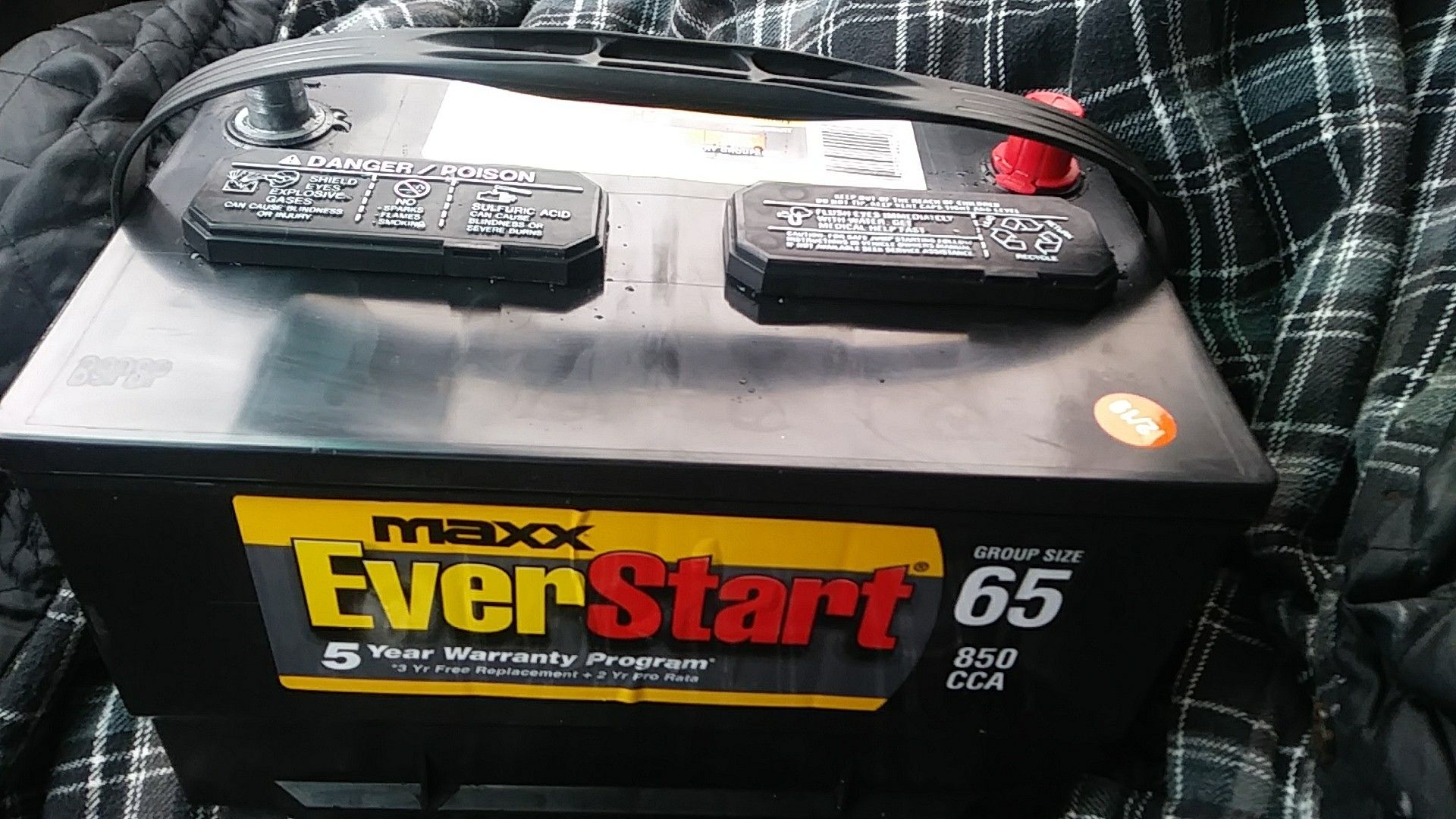 EVERSTART MAXX BATTERY - GROUP SIZE 65. 850 COLD CRANKING AMPS