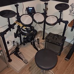Donner Ded-200 Kit With Crate Amp & Double Bass Pedal