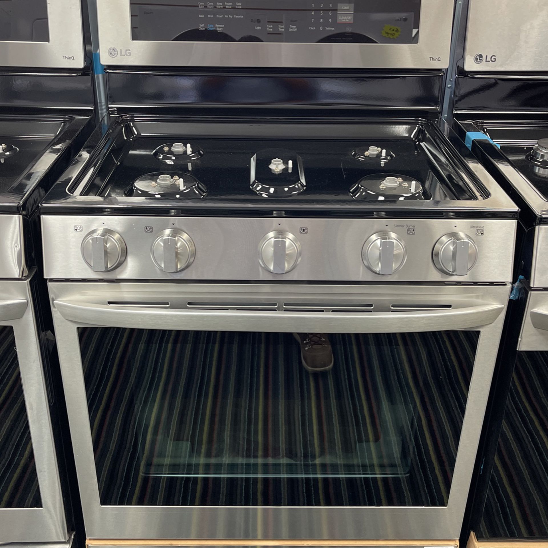 New LG Gas Stove With Air Fry