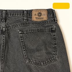 Wrangler Black Relaxed Fit Jeans 40x30