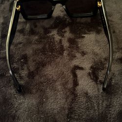 LV Sunglasses 