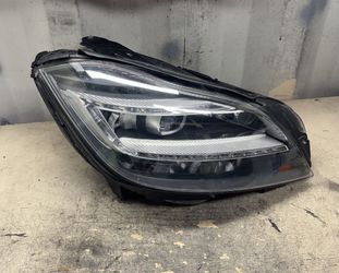 2012 2013 2014 Mercedes-Benz CLS400 CLS550 CLS63 Right Passenger Side Headlight OEM