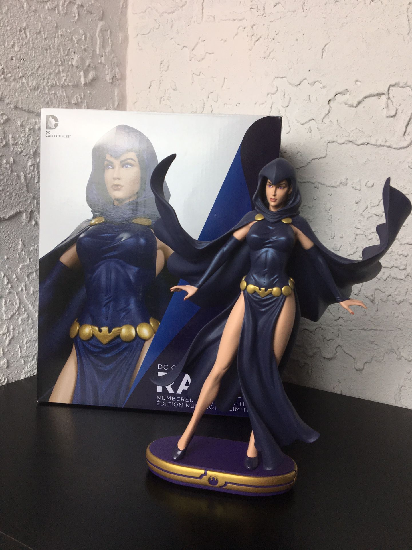 DC Comics Collectables Cover Girl Raven Statue Figurine Teen Titans