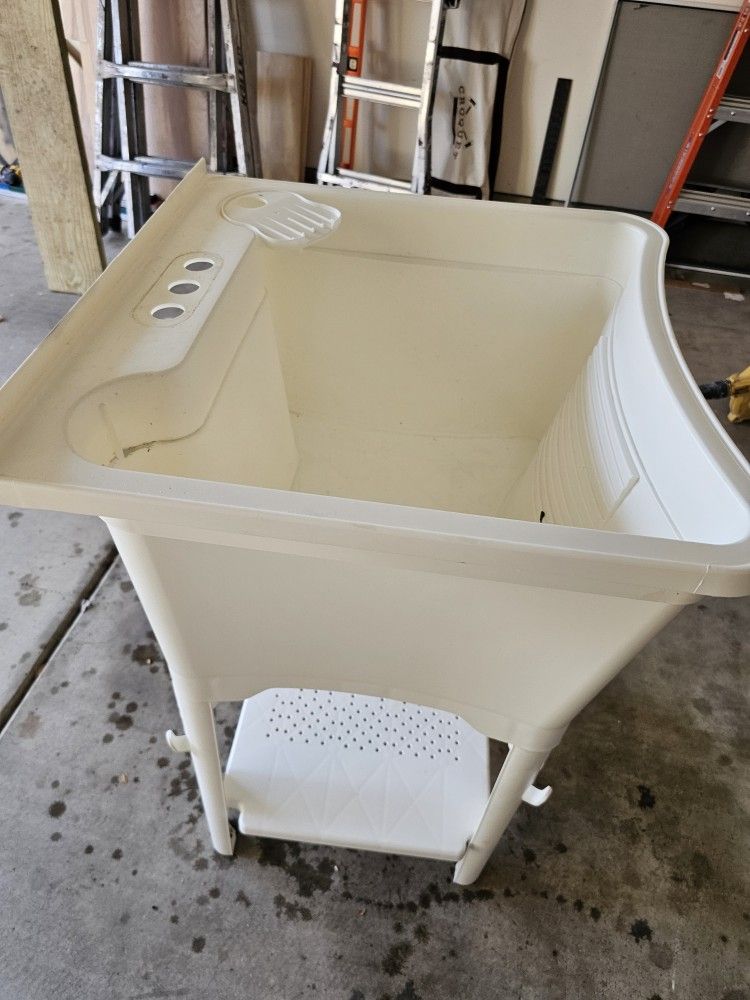 Laundryroom Sink $60