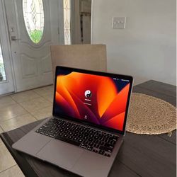 Apple M1 MacBook Air 13.3.1
