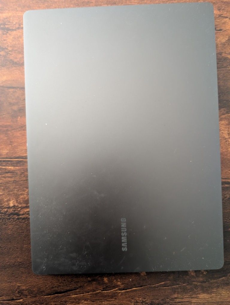 samsung galaxy book 3 pro 13 Inch I7