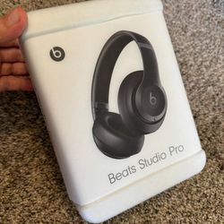 Brand New In Factory Sealed Box Beats Studio Pro - Noise Cancelling Headphone - Black With Apple New Chipset