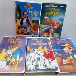 5 classic VHS Disney movies for sale Cinderella 101 DALMATIONS beauty and the beast Fox and the hound Wizard of Oz and PINOCCHIO great condition