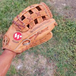 Worth Softball Glove 