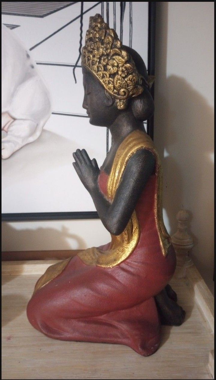 Beautiful Balinese Stone Statue, 26 " H
