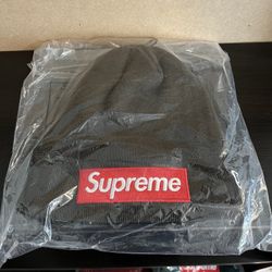 DS Supreme x New Era Box Logo Beanie Brown