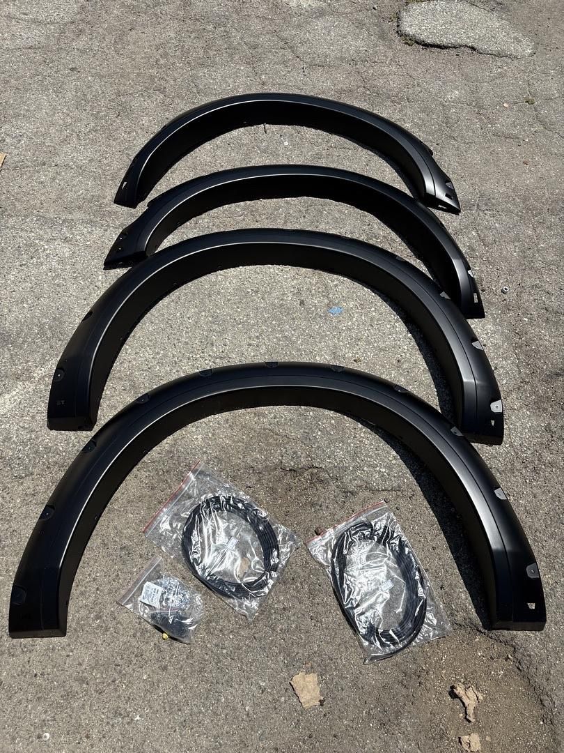 09-18 Dodge Ram 1500 Rivited 4pcs Fender Flares Matte Black