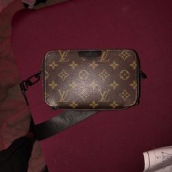 Louis Vuitton Crossbody Bag