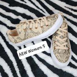 NEW Converse All Star Chuck Taylor Snake Skin Women 5