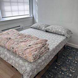 Full metal bed frame with 8inch memory foam mattress