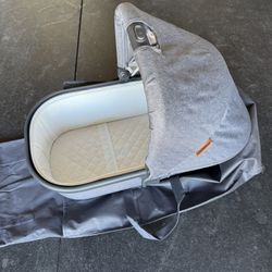 Uppa Baby Bassinet