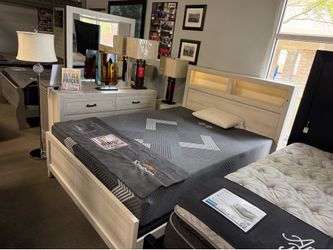 Bedroom set! Easy financing! Stunning. 💙🏡🎉