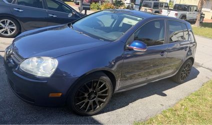2008 Volkswagen Rabbit with double din clean interior