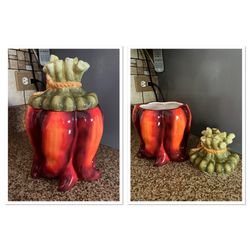 Cute Pepper Shaped Ceramic  Decorative Piece for Treats