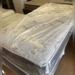 Twin size mattress/ Colchon
