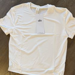 Alo Yoga Shirt 